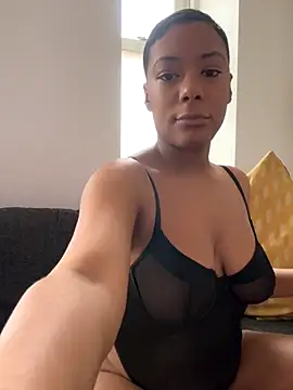 Melia Rayne online show from 11/16/25, 11:16