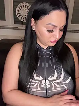 Snapshot of Blackpearlx666 chatting on 10/13/25, 08:42 Blackpearlx666 online show from 10/13/25, 08:42