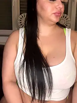 Snapshot of Blackpearlx666 chatting on 10/27/25, 05:28 Blackpearlx666 online show from 10/27/25, 05:28