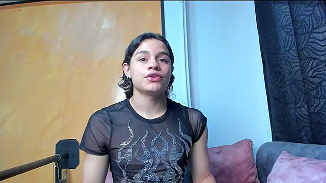 Moonroxe  online show from 03/12/25, 10:50