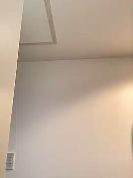 waka3232 online show from 10/10/25, 02:32