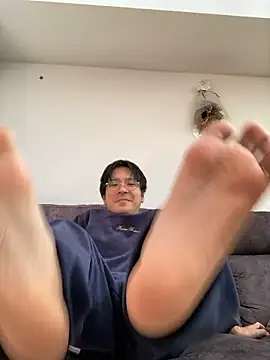 waka3232 online show from 11/06/25, 01:39