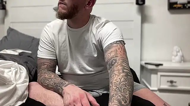 Thegreatwhitepipe online show from 11/16/25, 01:06