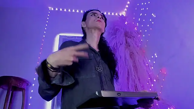 arthemisa hot online show from 11/03/25, 01:23