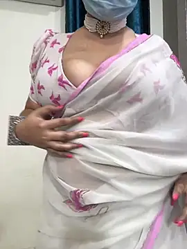divya arora22 online show from 09/26/25, 05:06
