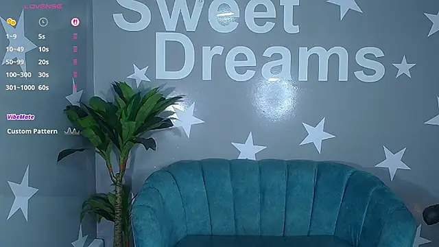 emma wockll t online show from 11/20/25, 01:11