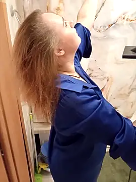 Snapshot of Juicy_PeachLux chatting on 03/08/25, 08:22 Juicy PeachLux online show from 03/08/25, 08:22