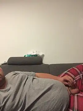 Snapshot of Derbaer1990 chatting on 09/15/25, 07:14 Derbaer1990 online show from 09/15/25, 07:14