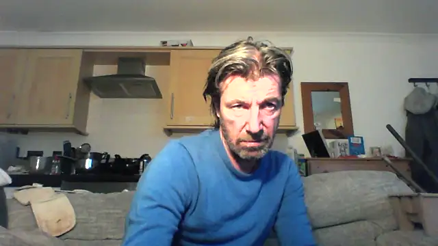 Snapshot of Grower_and_shower chatting on 10/18/25, 09:37 Grower and shower online show from 10/18/25, 09:37