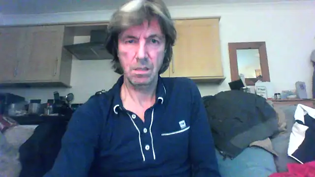 Snapshot of Grower_and_shower chatting on 11/10/25, 01:26 Grower and shower online show from 11/10/25, 01:26