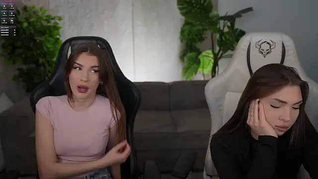 Snapshot of Billie054 chatting on 11/18/25, 08:19 Billie054 online show from 11/18/25, 08:19