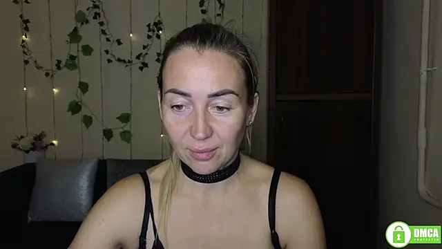 Snapshot of Kiss_julli88I chatting on 11/03/25, 06:31 Kiss julli88I online show from 11/03/25, 06:31