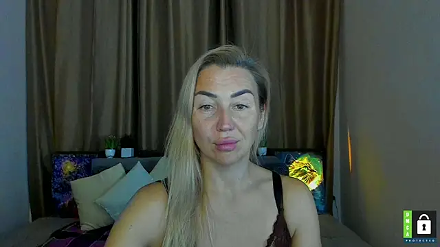 Snapshot of Kiss_julli88I chatting on 11/06/25, 06:31 Kiss julli88I online show from 11/06/25, 06:31