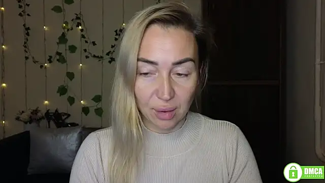 Snapshot of Kiss_julli88I chatting on 11/10/25, 06:40 Kiss julli88I online show from 11/10/25, 06:40