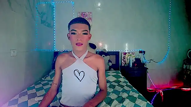 KimberlyXtreme online show from 10/30/25, 03:57