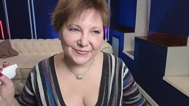 Snapshot of Kira_Kenet chatting on 03/10/25, 05:39 Kira Kenet online show from 03/10/25, 05:39