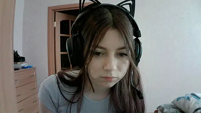 Snapshot of RendyDow chatting on 03/11/25, 09:24 RendyDow online show from 03/11/25, 09:24