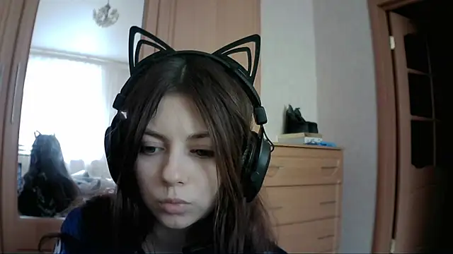 Snapshot of RendyDow chatting on 03/21/25, 10:17 RendyDow online show from 03/21/25, 10:17