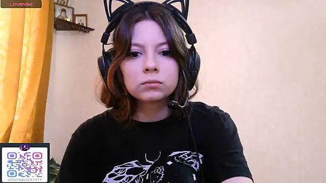 Snapshot of RendyDow chatting on 09/17/25, 08:16 RendyDow online show from 09/17/25, 08:16