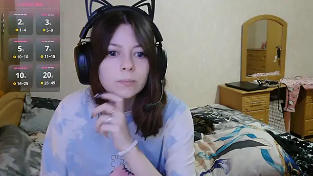 Snapshot of RendyDow chatting on 10/18/25, 07:53 RendyDow online show from 10/18/25, 07:53