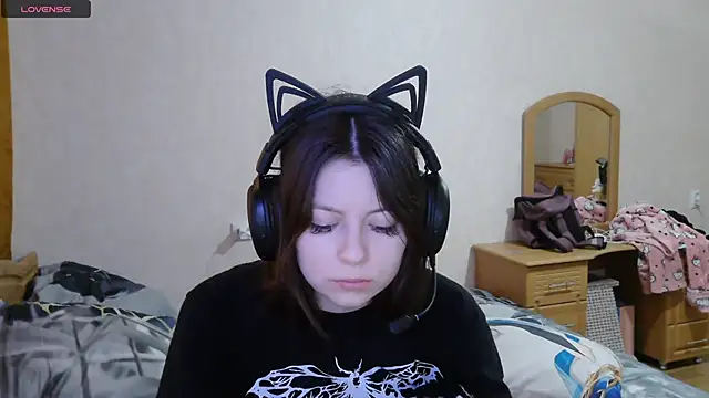 Snapshot of RendyDow chatting on 10/22/25, 07:19 RendyDow online show from 10/22/25, 07:19