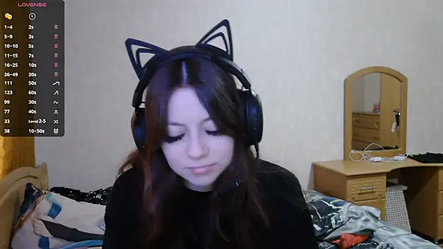 Snapshot of RendyDow chatting on 10/29/25, 08:16 RendyDow online show from 10/29/25, 08:16