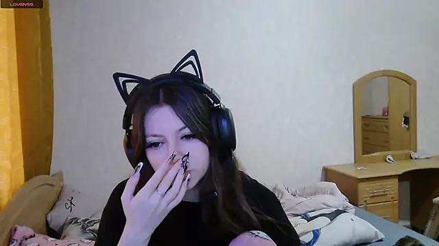 Snapshot of RendyDow chatting on 11/04/25, 08:13 RendyDow online show from 11/04/25, 08:13