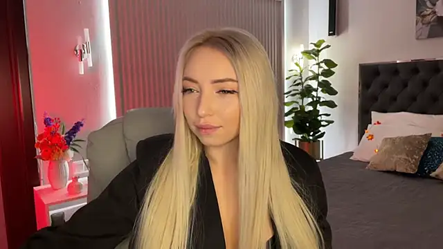 OhMyEmma online show from 10/16/25, 01:28