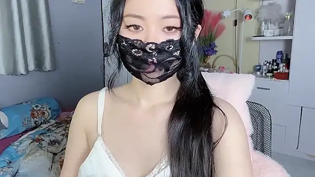 Snapshot of MI_KA22 chatting on 03/13/25, 03:06 MI KA22 online show from 03/13/25, 03:06