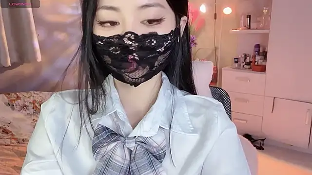 Snapshot of MI_KA22 chatting on 03/14/25, 08:10 MI KA22 online show from 03/14/25, 08:10