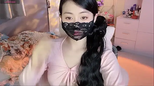 Snapshot of MI_KA22 chatting on 03/18/25, 07:19 MI KA22 online show from 03/18/25, 07:19