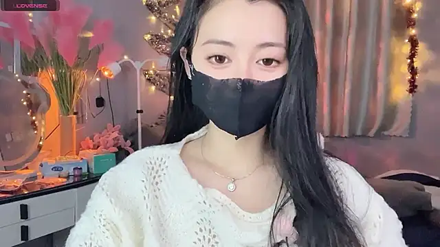 Snapshot of MI_KA22 chatting on 11/16/25, 04:12 MI KA22 online show from 11/16/25, 04:12