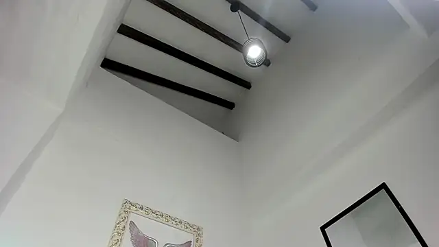 Snapshot of Lola_Blondie chatting on 10/16/25, 12:17 Lola Blondie online show from 10/16/25, 12:17