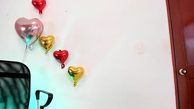 Coral w10 online show from 03/12/25, 06:55