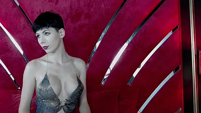 Roxxy Rouge online show from 10/07/25, 04:04