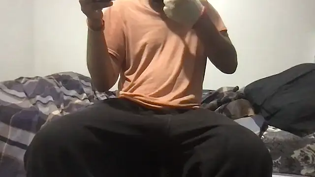 hami513 online show from 10/24/25, 01:03