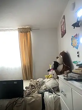 Snapshot of VictoriaGerard_Pink chatting on 10/18/25, 07:03 VictoriaGerard Pink online show from 10/18/25, 07:03