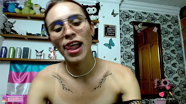 Snapshot of Malud09 chatting on 03/14/25, 03:36 Malud09 online show from 03/14/25, 03:36