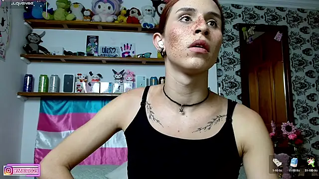 Snapshot of Malud09 chatting on 03/20/25, 04:42 Malud09 online show from 03/20/25, 04:42