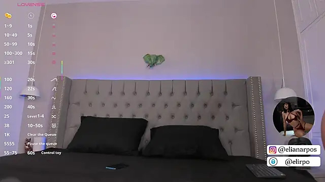 Emiliana Rios online show from 10/02/25, 03:35