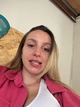 AlexisWhit online show from 09/28/25, 07:14