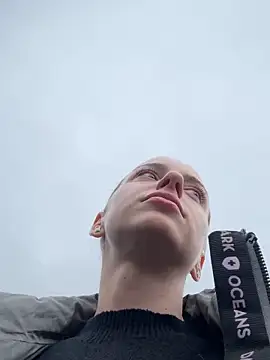 AlexisWhit online show from 11/11/25, 08:58