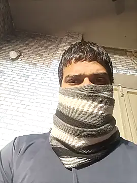 Snapshot of goluaryan chatting on 11/13/25, 06:07 goluaryan online show from 11/13/25, 06:07