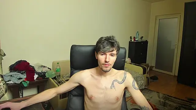 JustinPorno online show from 11/16/25, 05:02