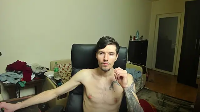 JustinPorno online show from 11/19/25, 07:08