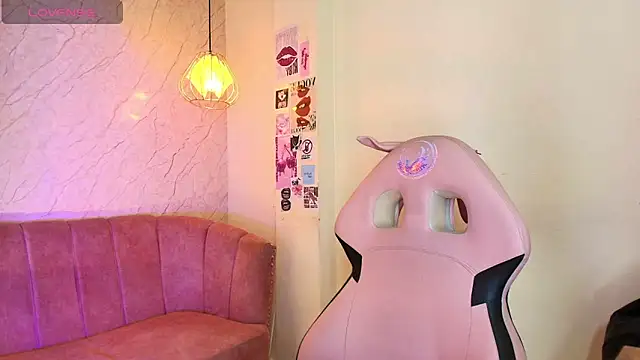 Snapshot of adara_evanss chatting on 11/09/25, 08:29 adara evanss online show from 11/09/25, 08:29