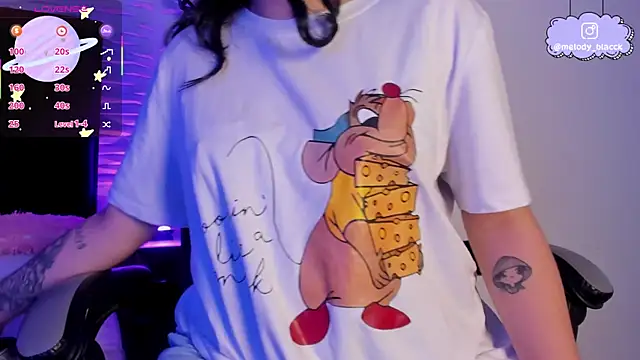 Melody Black  online show from 11/17/25, 08:47