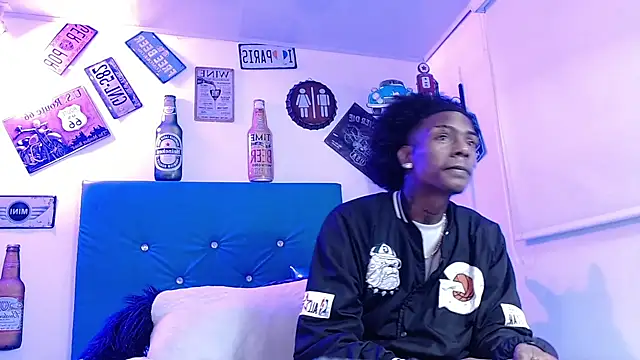 lili roussi online show from 10/15/25, 12:22