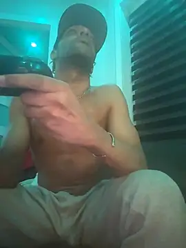 Snapshot of DevinLjClark chatting on 11/11/25, 08:03 DevinLjClark online show from 11/11/25, 08:03