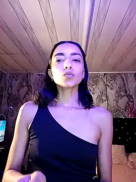 Snapshot of AshleyVega01 chatting on 03/18/25, 01:53 AshleyVega01 online show from 03/18/25, 01:53